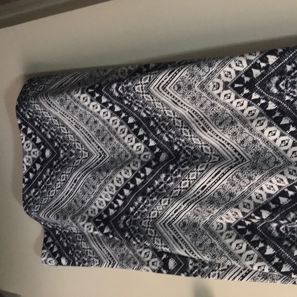 Long dress - Picture 2 of 6